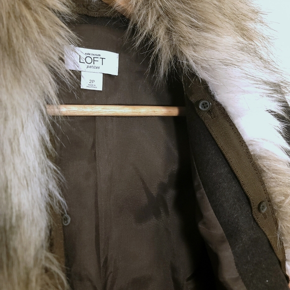 Wool Military Jacket w/ Removable Faux Fur Collar – Gray/Olive 2P - Picture 7 of 7